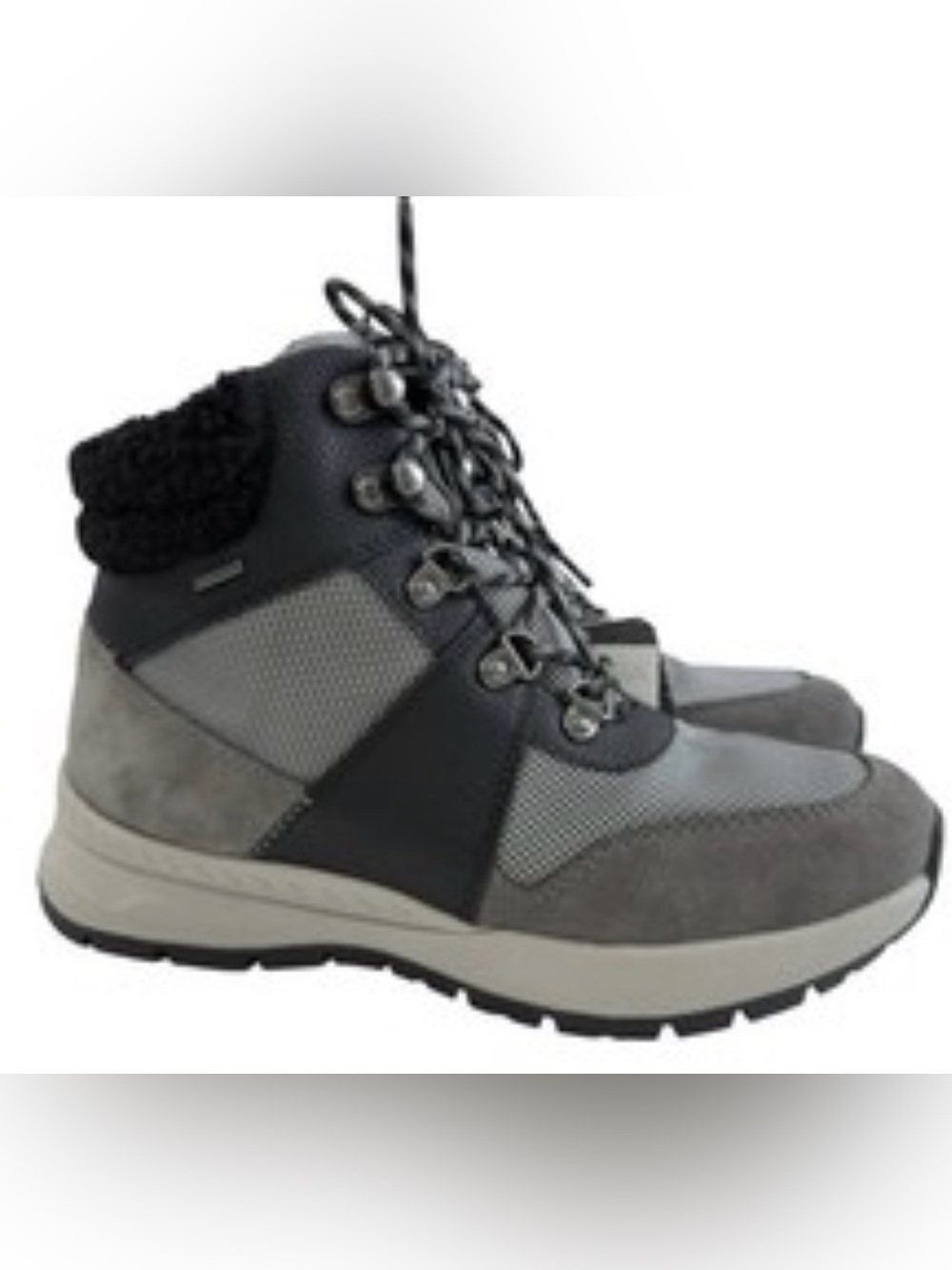 Geox Women's Braies ABX hiking boots igray black colorway faux fur lining
9